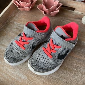 Nike girls 10.5C Very good condition!!!